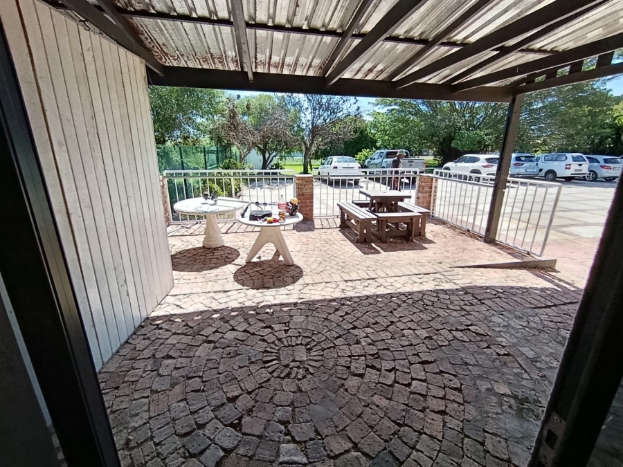 To Let Commercial Property for Rent in Fisherhaven Western Cape